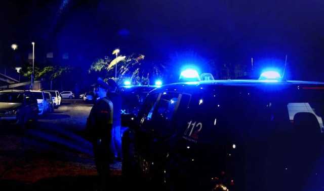 Cagliari, violenta rissa tra gambiani e nordafricani: giovane colpito con il collo di una bottiglia, è grave
