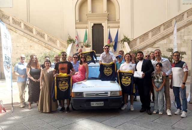 Presentazione ISLANDERS