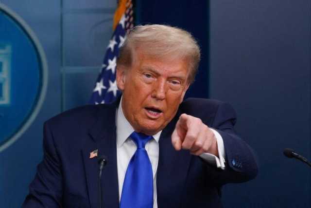 Trump non molla: sanzioni più aspre per Cuba e divieti per i turisti
