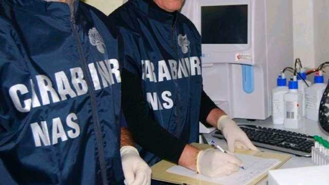 Fluminimaggiore, studio odontoiatrico senza autorizzazioni e farmaci scaduti: denunciato 73enne