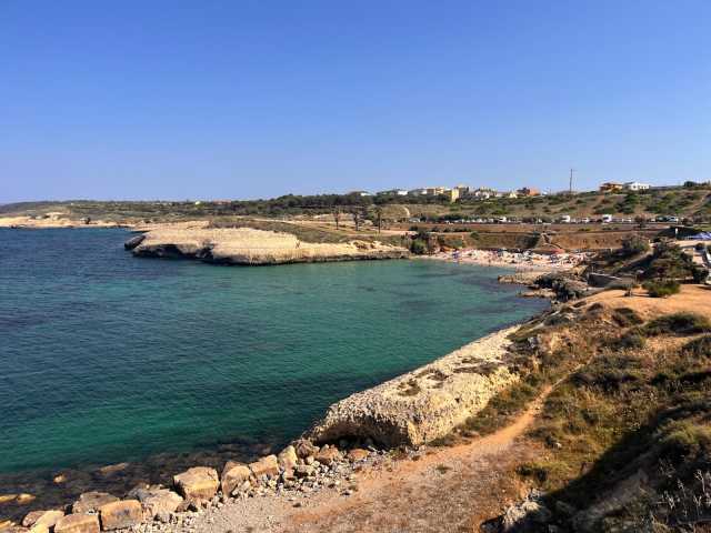 Porto Torres, ecco l'ordinanza per le spiagge: niente cani (in alcune ore), né fumo o palloni
