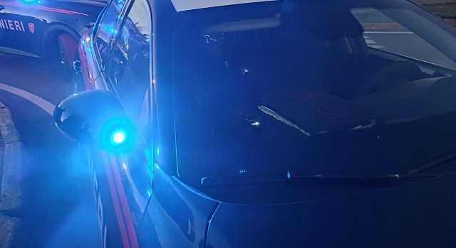 Capoterra, picchia la compagna e tenta di spingerla giù dal balcone: paura nella casa di accoglienza per migranti