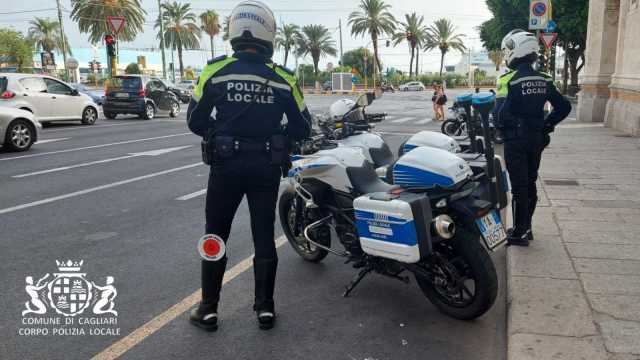 Cagliari, scappano dopo l'incidente con feriti: denunciati tre automobilisti