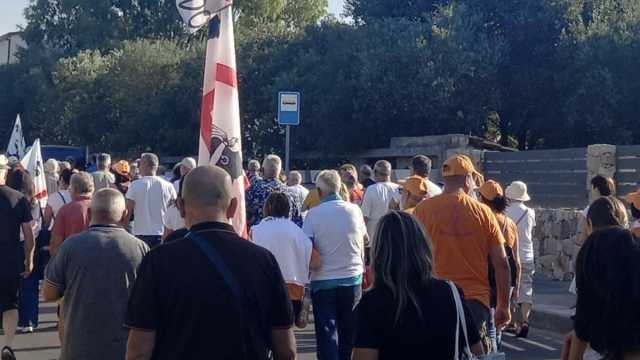 Rivolta contro la nuova discarica a San Giovanni Suergiu, la sindaca: “Rispetto per il nostro ambiente”