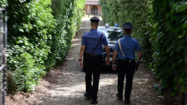 Villacidro, rubano materiale in un capannone: tre denunciati per furto e ricettazione