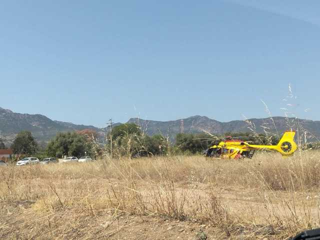 Capoterra, scontro monopattino-auto: soccorso con l'elicottero un 14enne