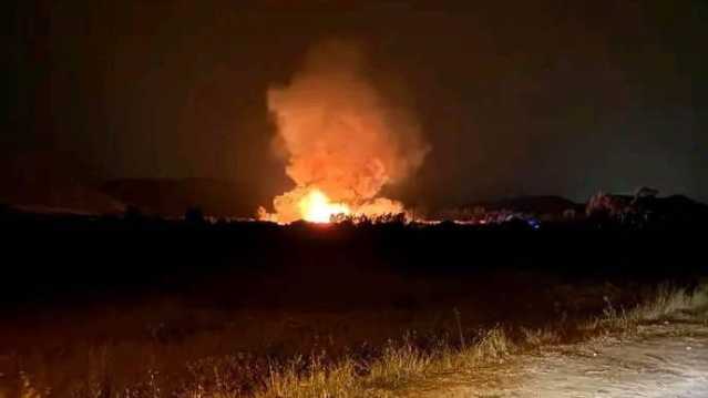 Vasto incendio nella notte a Santadi: fiamme nella zona di Is Collus