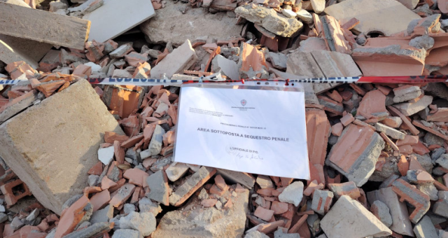 Arborea 2 Bombole, macerie edilizie e scarti nel terreno agricolo: scatta il sequestro ad Arborea