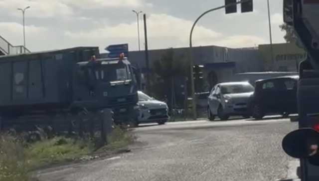 Scontro tra auto sulla 554 a Monserrato, feriti e code chilometriche: traffico paralizzato