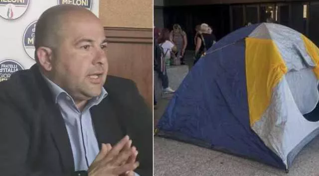 Tende Sotto Consiglio Regionale Protesta   Fausto Piga