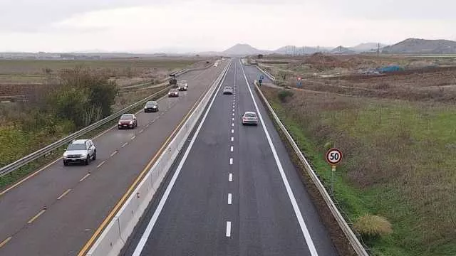 Tre chilometri di nuova pavimentazione tra Monastir e Nuraminis: riapre il tratto della 131