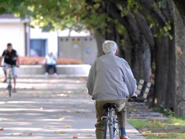 In Italia (e non solo) l'età pensionabile salirà a 70 anni: le stime per i prossimi anni