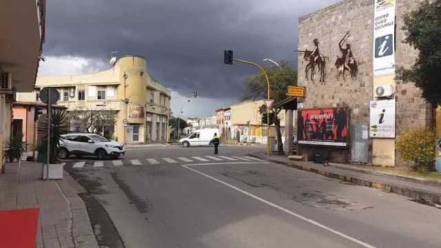 San Sperate Lancia un esplosivo in casa di un rivale: denunciato un 25enne a San Sperate