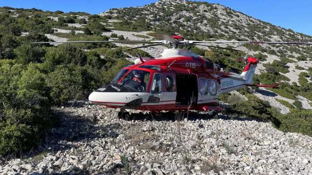 Cercava i cani dispersi, ma si perde nelle campagne tra Oliena e Dorgali: salvato