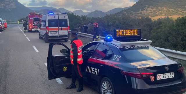 Sbanda per un cinghiale che attraversa e finisce fuori strada a Ballao: ventenne ferito
