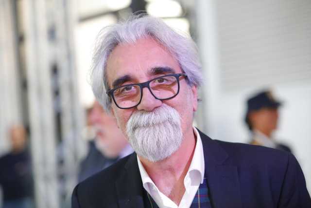 È morto Peppe Vessicchio: il celebre direttore d'orchestra aveva 69 anni