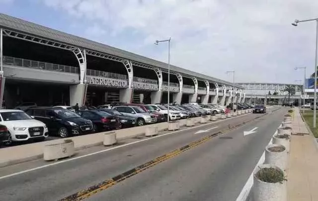 Aeroporto Elmas Sogaer Nello stomaco aveva 63 ovuli di cocaina: donna arrestata all'aeroporto di Cagliari