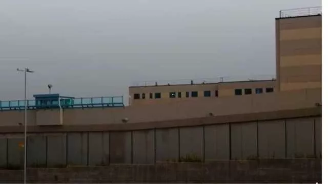 Sassari, agente aggredito in carcere: 