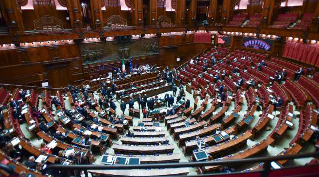 La Manovra è legge (tra le polemiche), Schlein: 