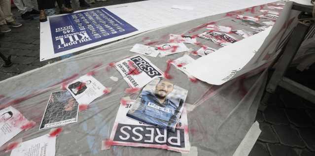 Press Reporter Uccisi Reporter senza frontiere: nel 2025 uccisi 67 giornalisti, quasi la metà nella Striscia di Gaza