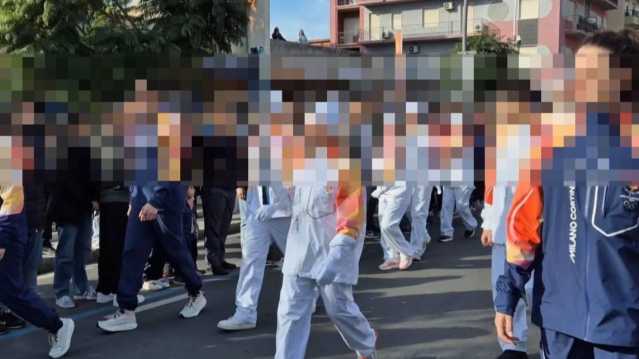 Tedofore Cagliari Sospese per i fatti di bullismo al club di windsurf ma fanno le tedofore, l'associazione: