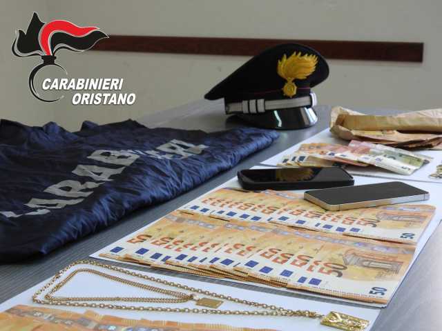 Finti carabinieri truffano due anziani nell'Oristanese: c'è un altro arresto