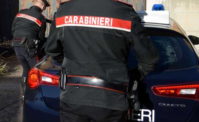 Quartucciu, fermato nella notte con un arsenale di coltelli e arnesi da scasso