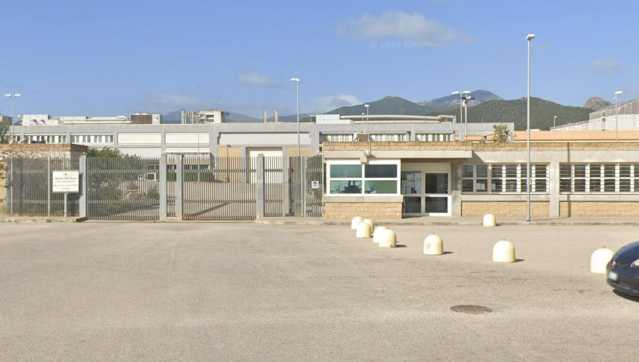 Ingresso Carcere Uta