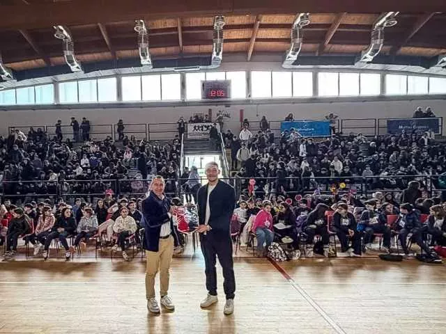 Bullismo, Belotti agli studenti di Capoterra: 