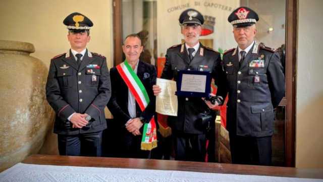 Capoterra, carabiniere libero da servizio premiato con una targa di pubblico encomio 