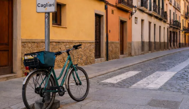Divieto di incatenare le bici a Cagliari, la Fiab fa ricorso alla Corte europea dei diritti dell'uomo