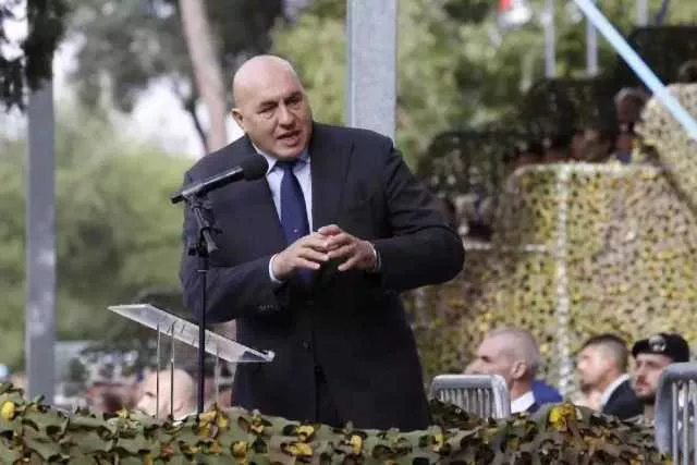 Aerei americani a Sigonella in Sicilia? Crosetto dice no: