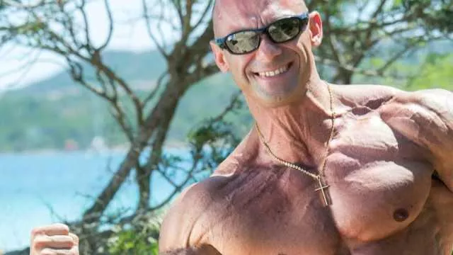 Tragico schianto sulla 131: il mondo dello sport piange Gianstefano Fara 