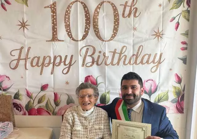 NunziaCanu MarcoBenucci Cagliari festeggia una nuova centenaria: gli auguri del Comune alla signora Nunzia Canu