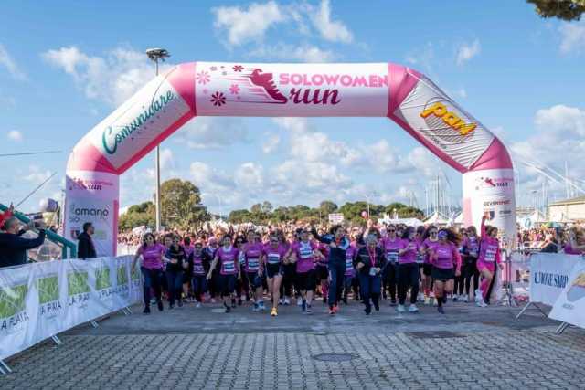 Solowomenrun SoloWomenRun, oltre 16mila partecipanti per la corsa solidale a Cagliari: