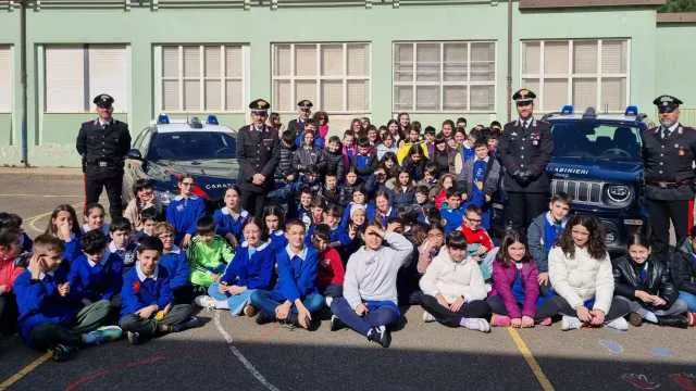 Guspini, a scuola di legalità: gli alunni delle elementari incontrano i carabinieri