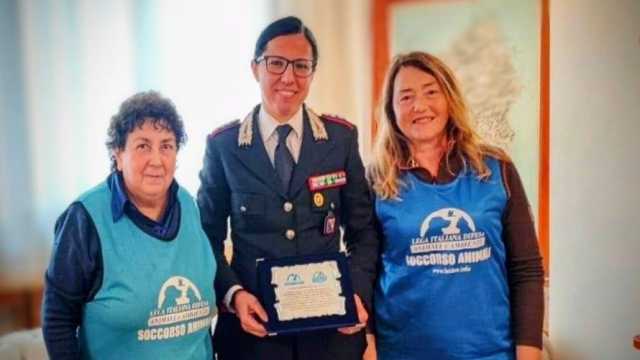 Canili abusivi e animali in condizioni precarie: Nadia Gioviale dei Nas premiata a Cagliari