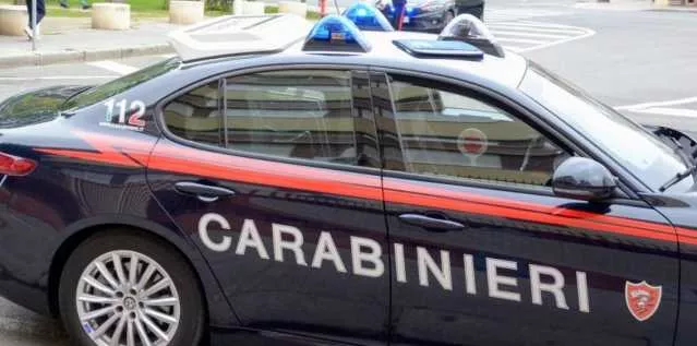Inseguimento a Carbonia, scappa all'alt e rischia di travolgere un carabiniere