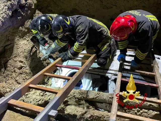 Maracalagonis Auto Fossato