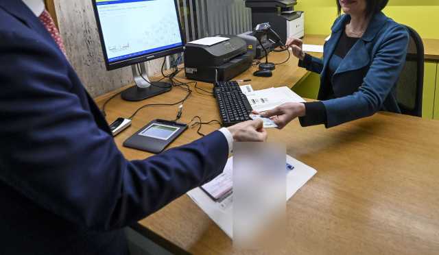 Nuoro, intascava la pensione della madre morta da 13 anni grazie a un errore informatico dell'ufficio anagrafe