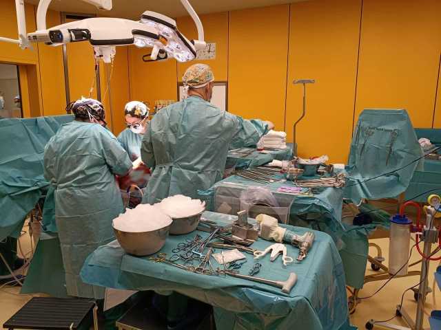 Prelievo Multiorgano Al Policlinico Duilio Casula Dona i suoi organi all'Aou di Cagliari: la generosità di una 61enne ha salvato diverse vite