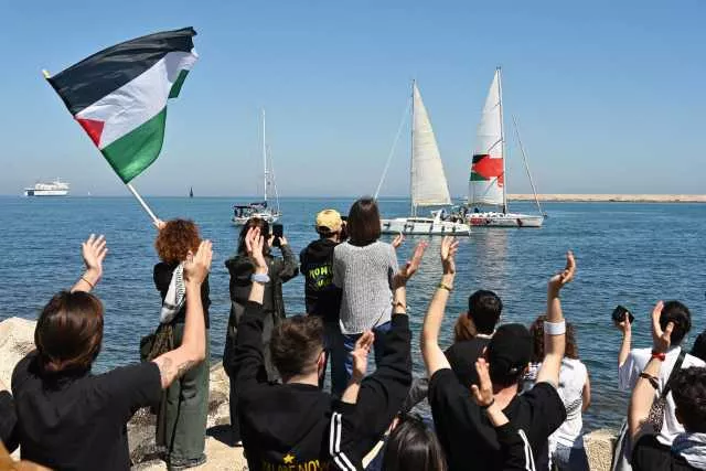 Israele blocca la Flotilla vicino a Creta: 
