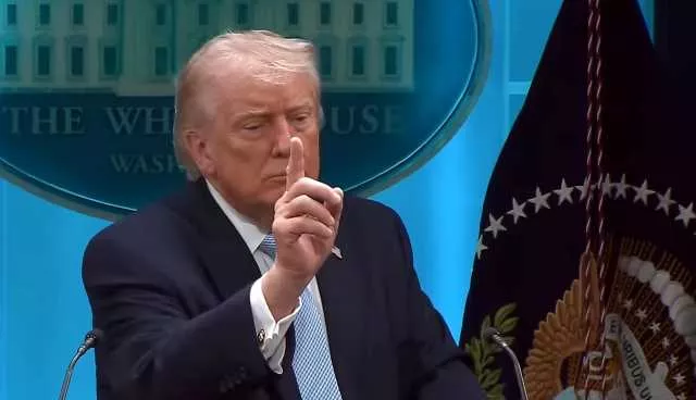 Guerra in Iran, stop ai bombardamenti per due settimane: