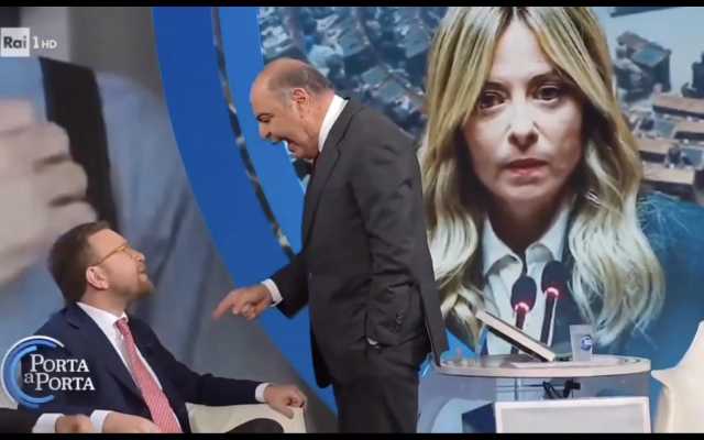 Vespa A Porta A Porta