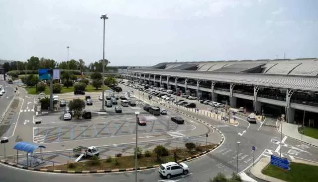 Militari israeliani all'aeroporto di Elmas? Parlamentari M5s: 