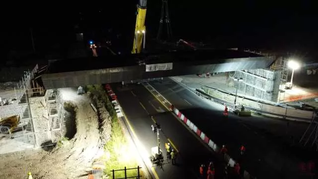 Macomer, completato il varo del cavalcavia sulla 131: cantiere chiuso in poche ore