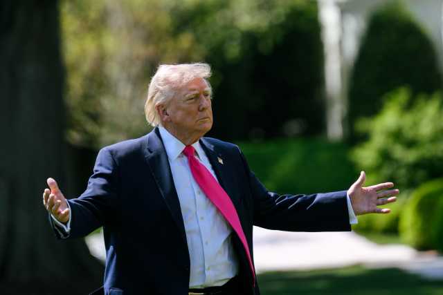 Accordi di pace, Trump attende telefonata dall'Iran: 