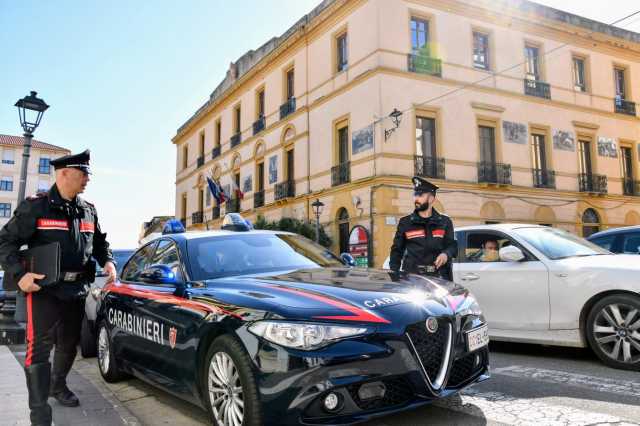 Cagliari, cuoco di 36 anni trovato morto in casa: indagini in corso
