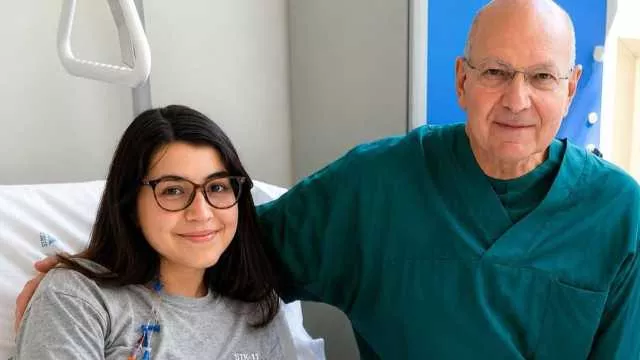 Cagliari, operazione su una donna affetta da un raro tumore e una mutazione genetica al Brotzu
