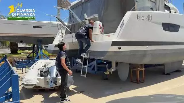Olbia, catamarano da 600mila euro sequestrato dalla finanza: 130mila euro di iva da pagare